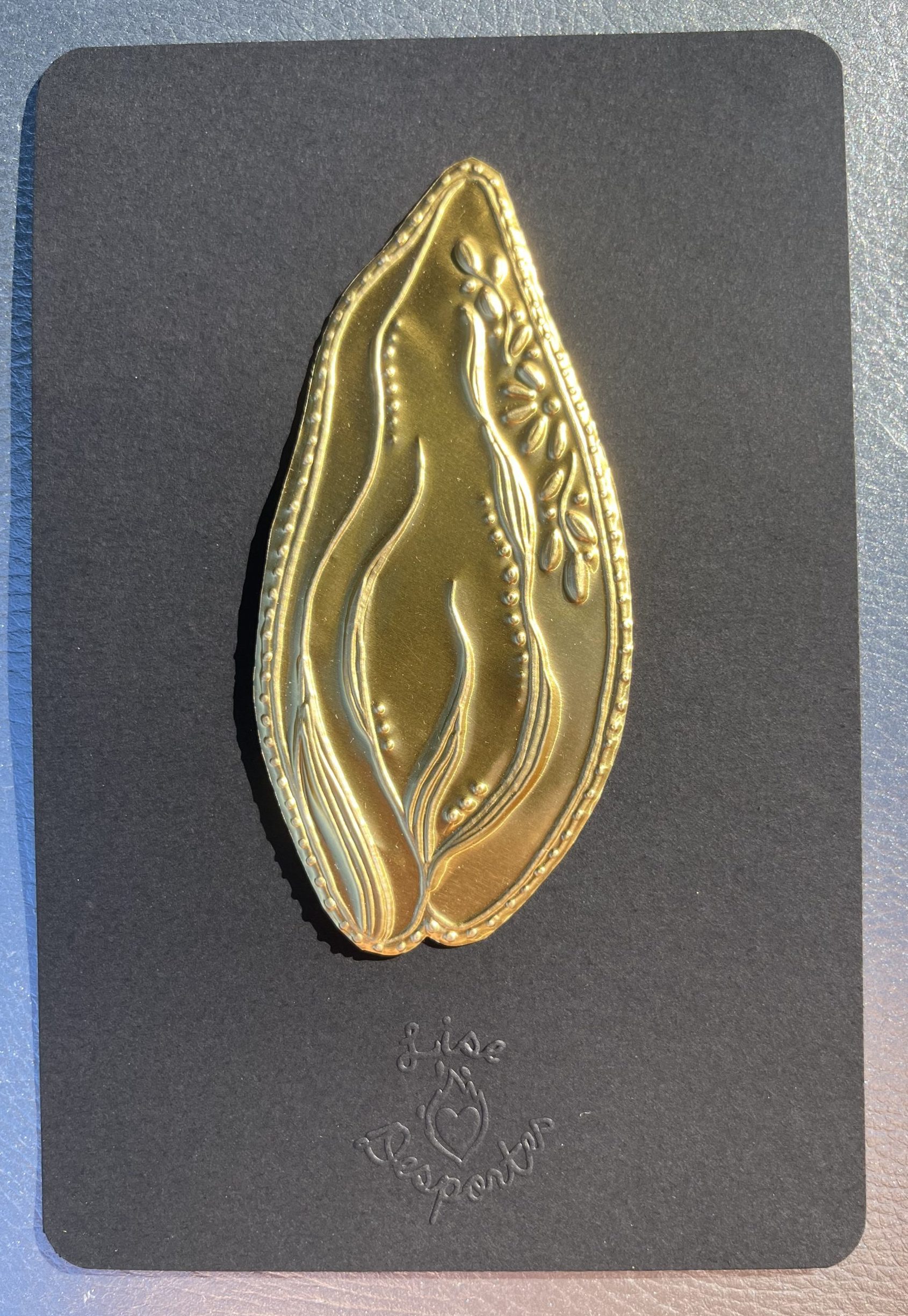 Vulve d'Or Fleurs