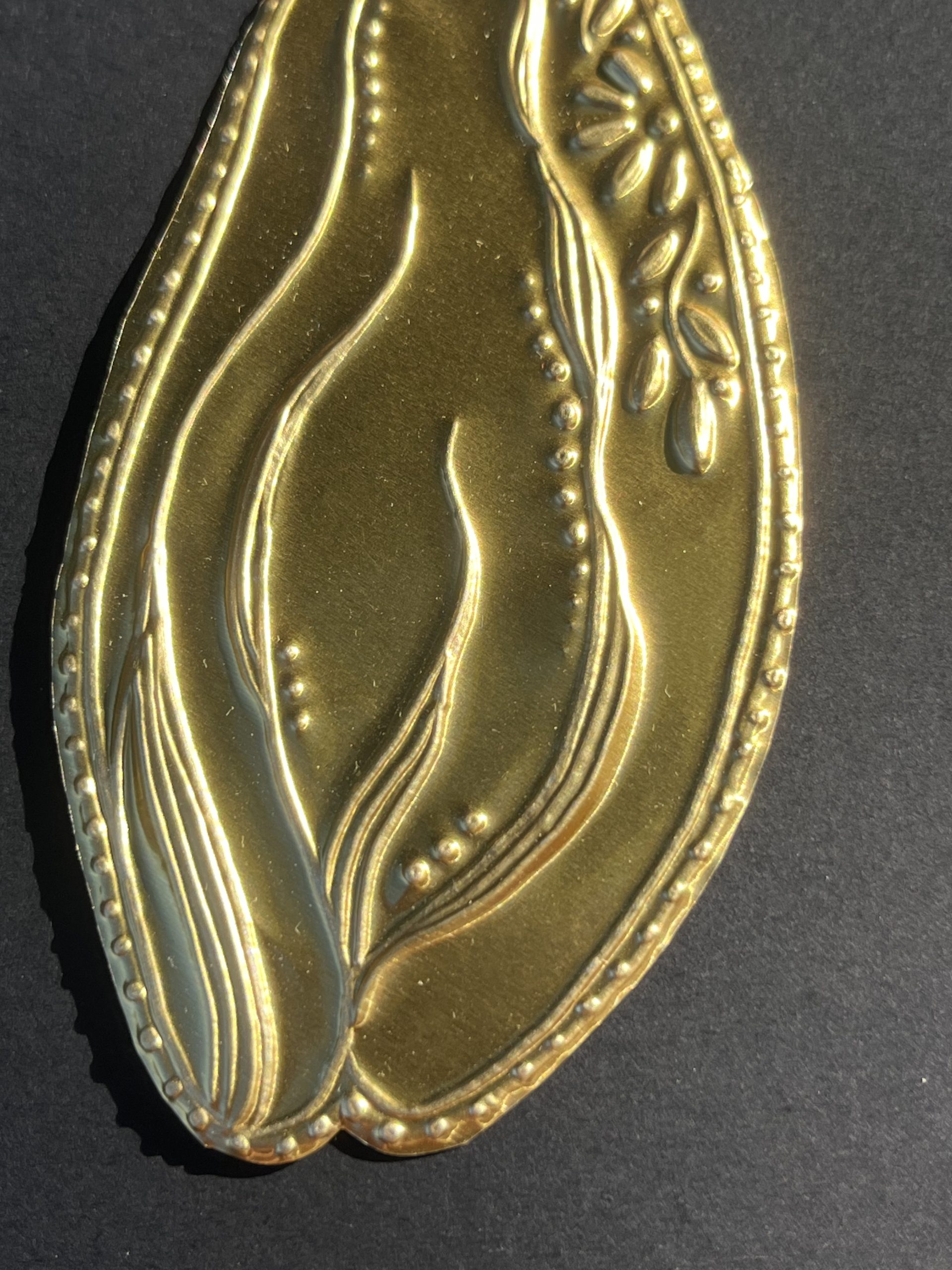 Vulve d'Or Fleurs – Image 2